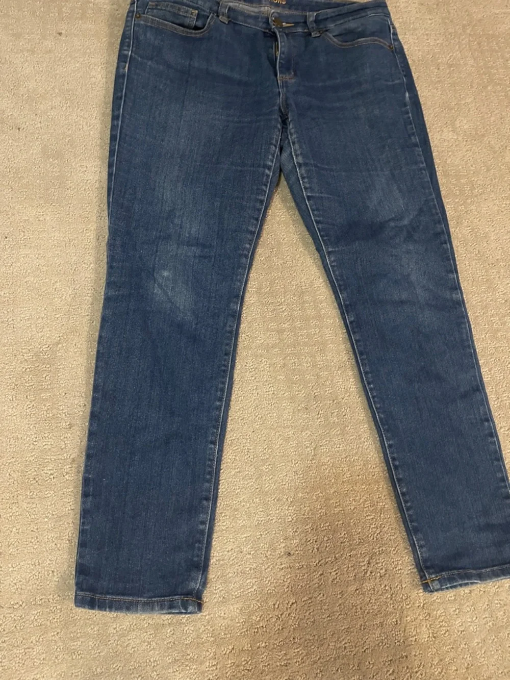 Michael Kors sz 8 Women's Skinny Jeans mid wash distressed